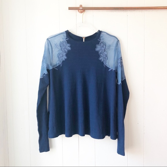 NWT Free People Daniella Lace Top - Picture 2 of 5